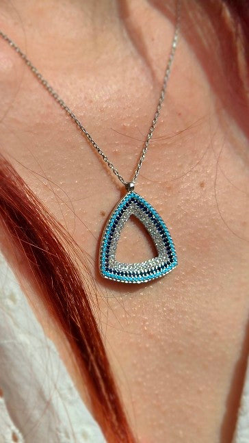 Collier Étoile d'Argent: Pièce Unique en Mosaïque