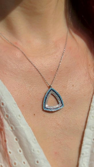 Collier Étoile d'Argent: Pièce Unique en Mosaïque