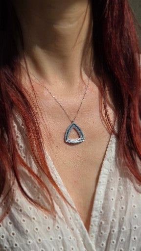 Collier Étoile d'Argent: Pièce Unique en Mosaïque