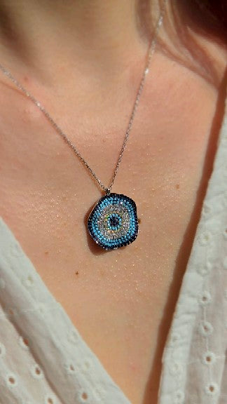 Pendentif Étoile d'Argent: Protection et Lumière
