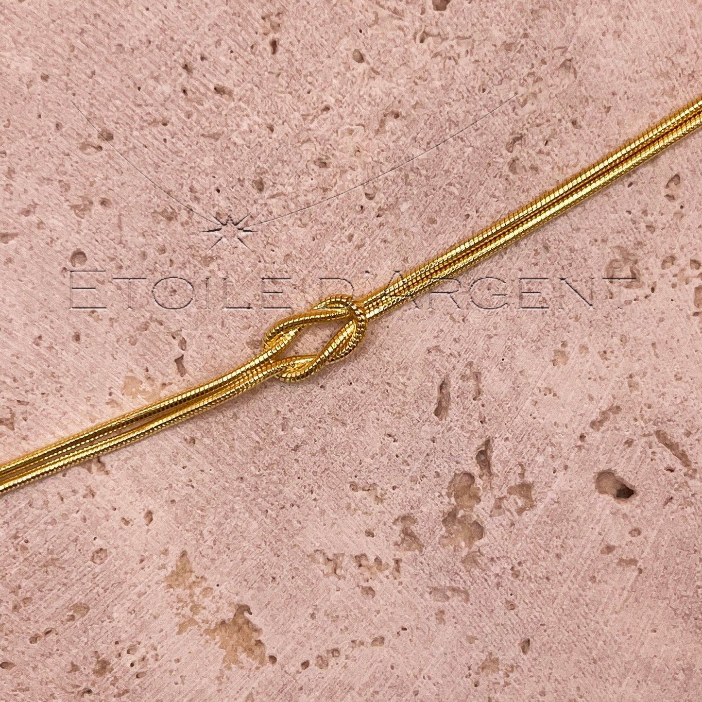 Bracelet Nœud Étoile d'Argent: Symbole d'Amour Éternel