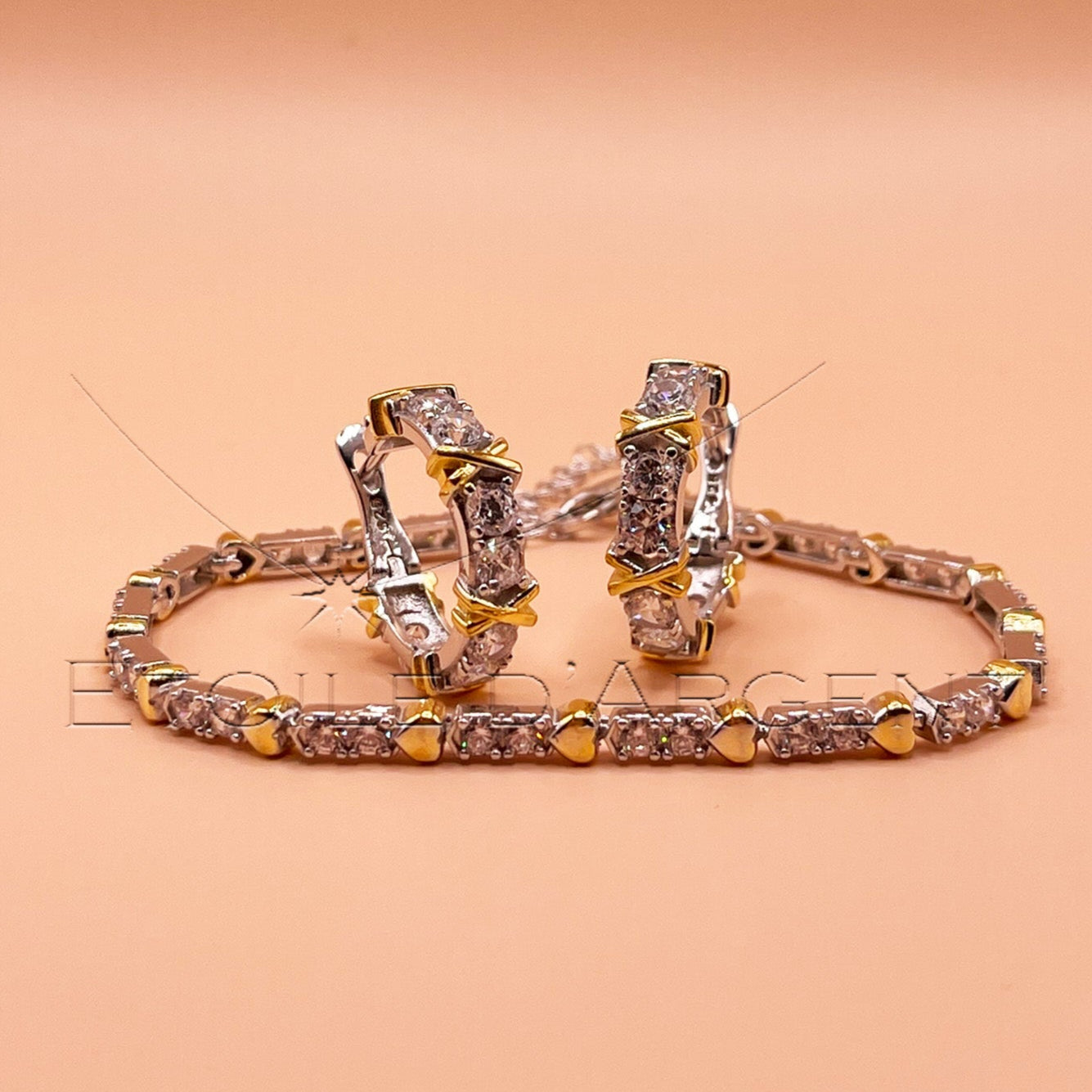 Bracelet Étoile d'Argent: Le Charme des Deux Tons et