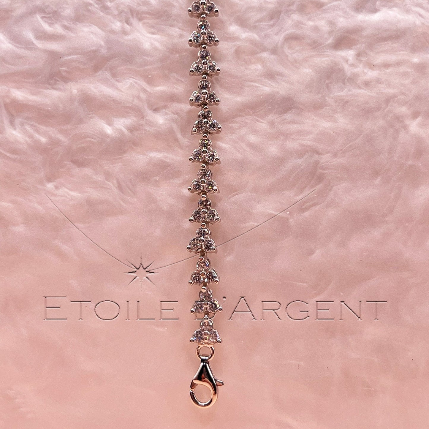 Bracelet Étoile d'Argent: Constellation de Cristaux