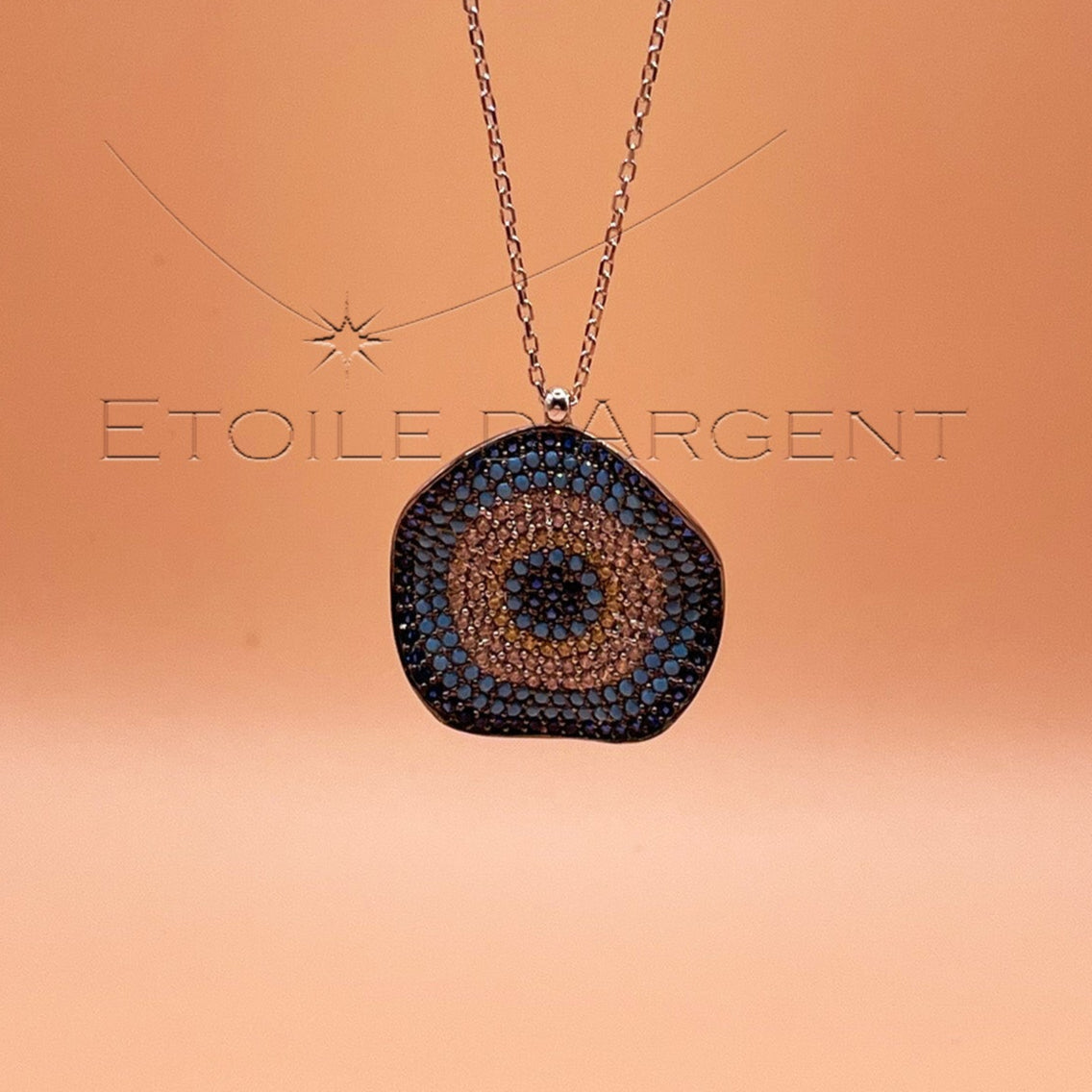 Pendentif Étoile d'Argent: Protection et Lumière