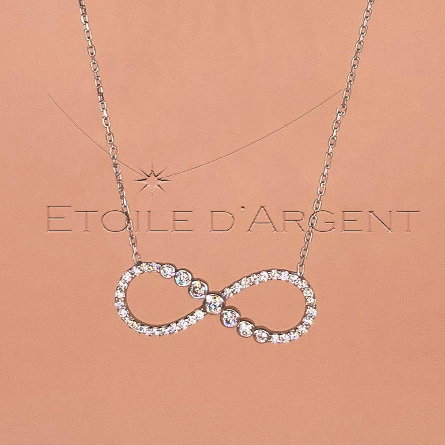 Pendentif Étoile d'Argent: Symbole de l'Infini