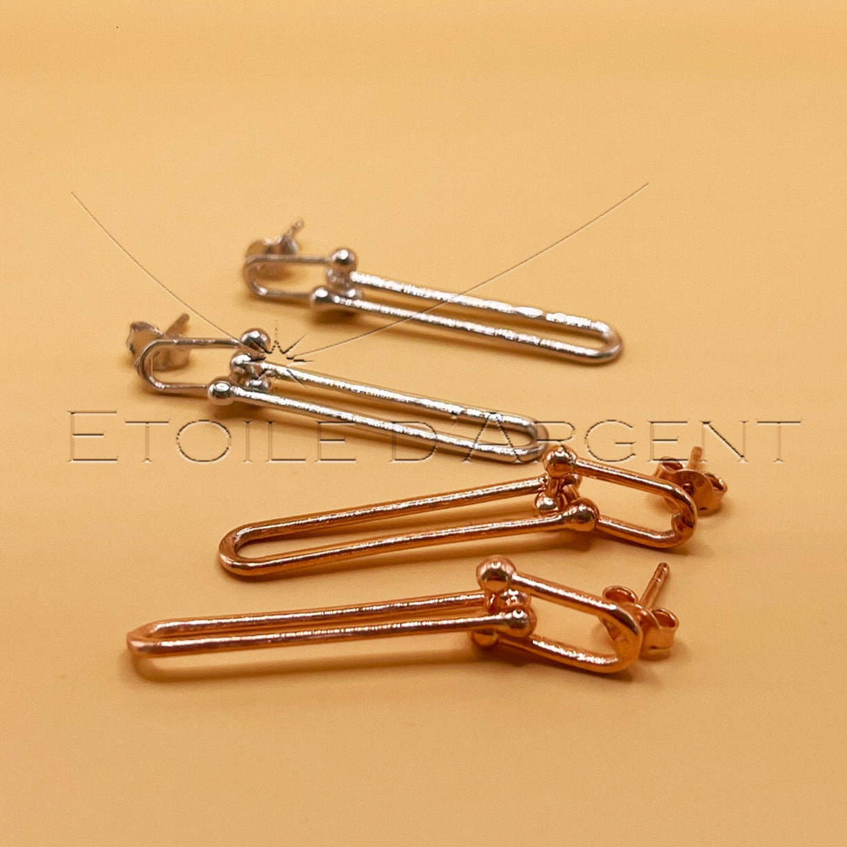 Boucles d'Oreilles Étoile d'Argent: Attaches Précieuses