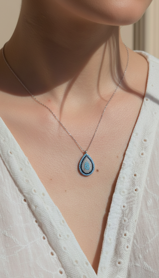 Pendentif Étoile d'Argent: Larme Azurée