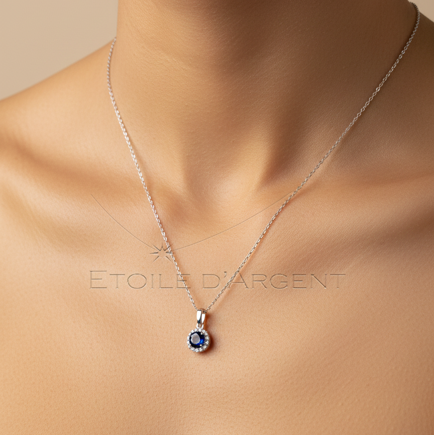 Collier Étoile d'Argent: La Profondeur d'un Bleu Précieux