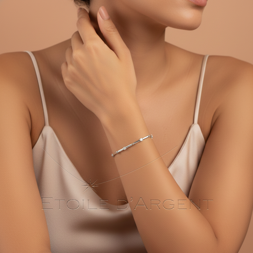 Bracelet Tubulaire Étoile d'Argent: Style Contemporain