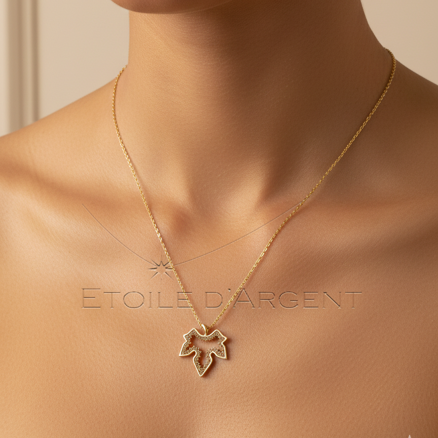 Collier Étoile d'Argent: Feuille d'Érable Scintillante
