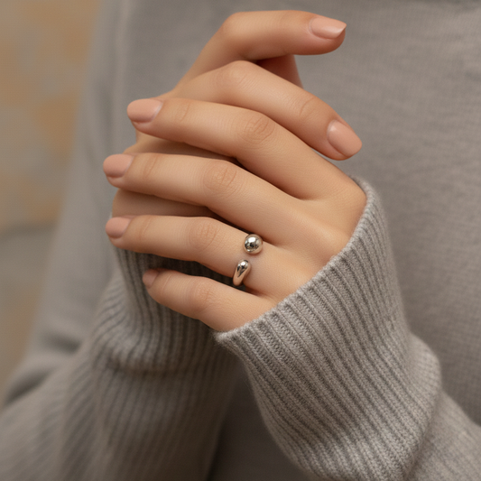 Bague Ouverte en Argent au Design Moderne
