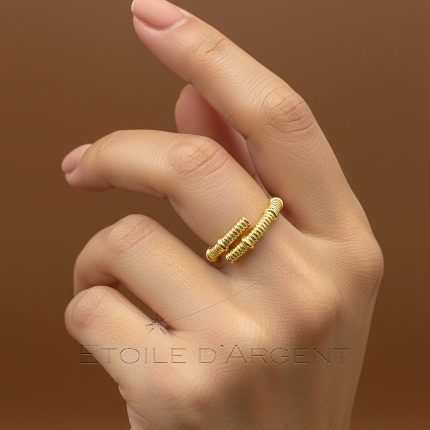 Bague Spirale Dorée – Éclat et Élégance par Étoile d'Argent